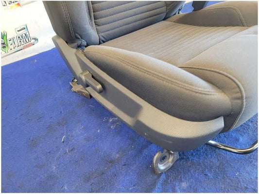 2013 Ford Mustang Boss 302 Coupe Passenger Front Seat Cloth Bucket Manual 2842