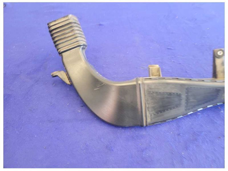2011-2015 Audi R8 V10 Coupe Passenger RH Air Intake Tubes Ducts Rear 2136 - The Parts Farm