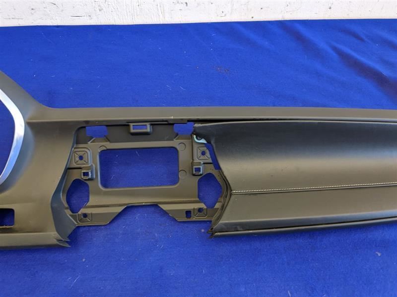 2016-2019 Chevrolet Camaro SS 6.2L Dash Panel Head-up Display Opt UV6 - The Parts Farm