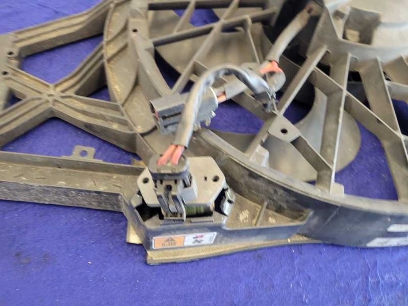 1999-2001 Ford Mustang Cobra SVT DOHC 4.6L Fan Cooling Front Engine 2276 - The Parts Farm