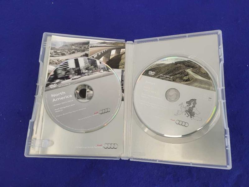 2014 Audi R8 V10 S Tronic Coupe Owner's Manual Biege Book 2136 - The Parts Farm