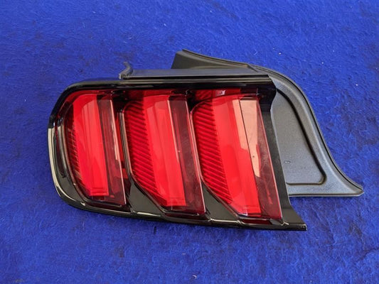 2015-2017 Ford Mustang GT S550 Driver Left LH Taillight Lamp Brake Lens OEM - The Parts Farm