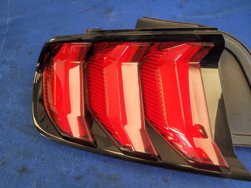 2018-2023 Ford Mustang GT S550 Driver Left LH Taillight Lamp Brake Lens 2185 - The Parts Farm