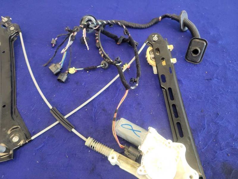 2017 Porsche 911 Turbo 991 Passenger Front Window Regulator - The Parts Farm