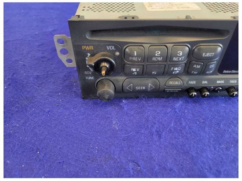 2004 Chevrolet Corvette Z06 FRC Audio Radio AM FM Receiver Stereo 2082 - The Parts Farm