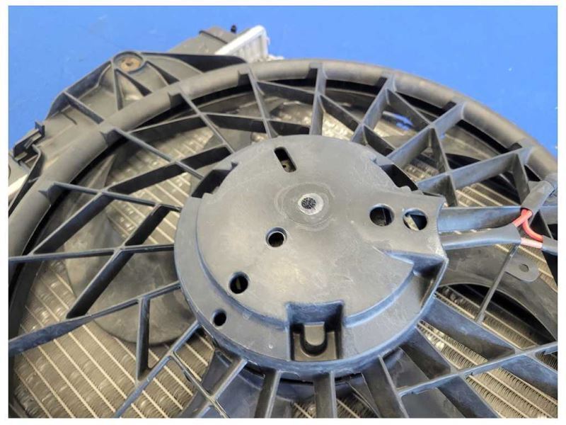 1999-2004 Ford Mustang GT 4.6L Coupe Front Radiator Fan M\T Engine Cooling 2556 - The Parts Farm