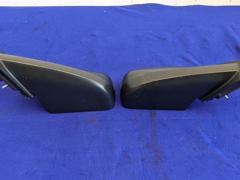 2005-2009 Ford Mustang GT GT500 Pair Right Left Mirrors Rear View Driver Passeng - The Parts Farm