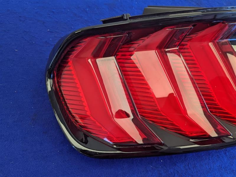 2018-2023 Ford Mustang GT S550 Passenger Right Tail Light Lamp Brake Lens OEM - The Parts Farm