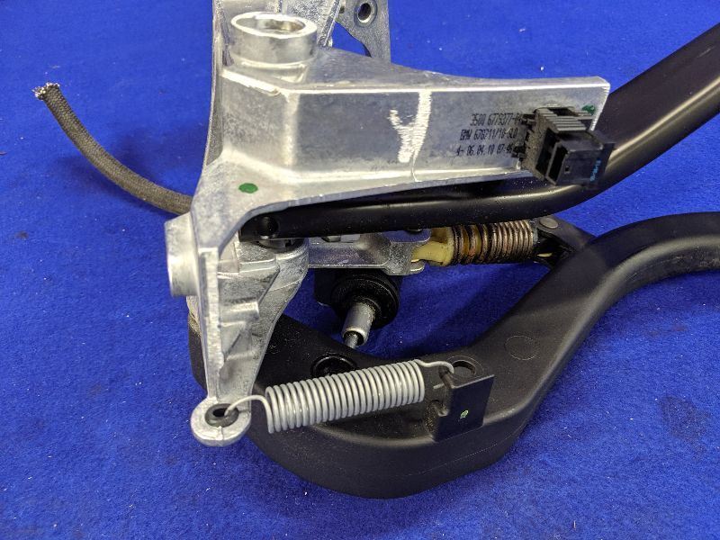 2009-2013 BMW M3 Pedal Box Cage Clutch Brake Pad 6 Speed OEM Factory - The Parts Farm