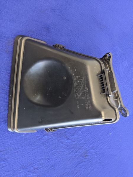 2017-2019 Tesla Model 3 A/C Air Conditioner Heater HVAC Plenum Inner Duct OEM - The Parts Farm