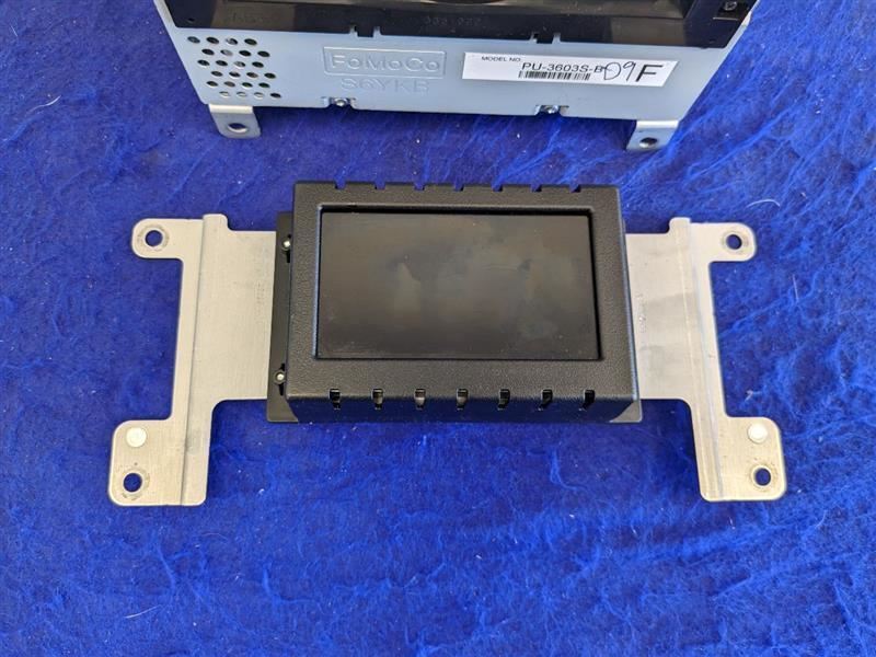 2015 Ford Mustang GT S550 Audio Radio Receiver AM FM Single Disc 2334 - The Parts Farm