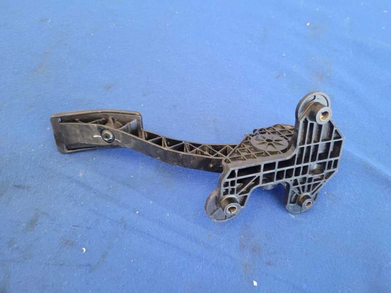 2015-2017 Ford Mustang GT S550 Gas Pedal Assembly Premium - The Parts Farm