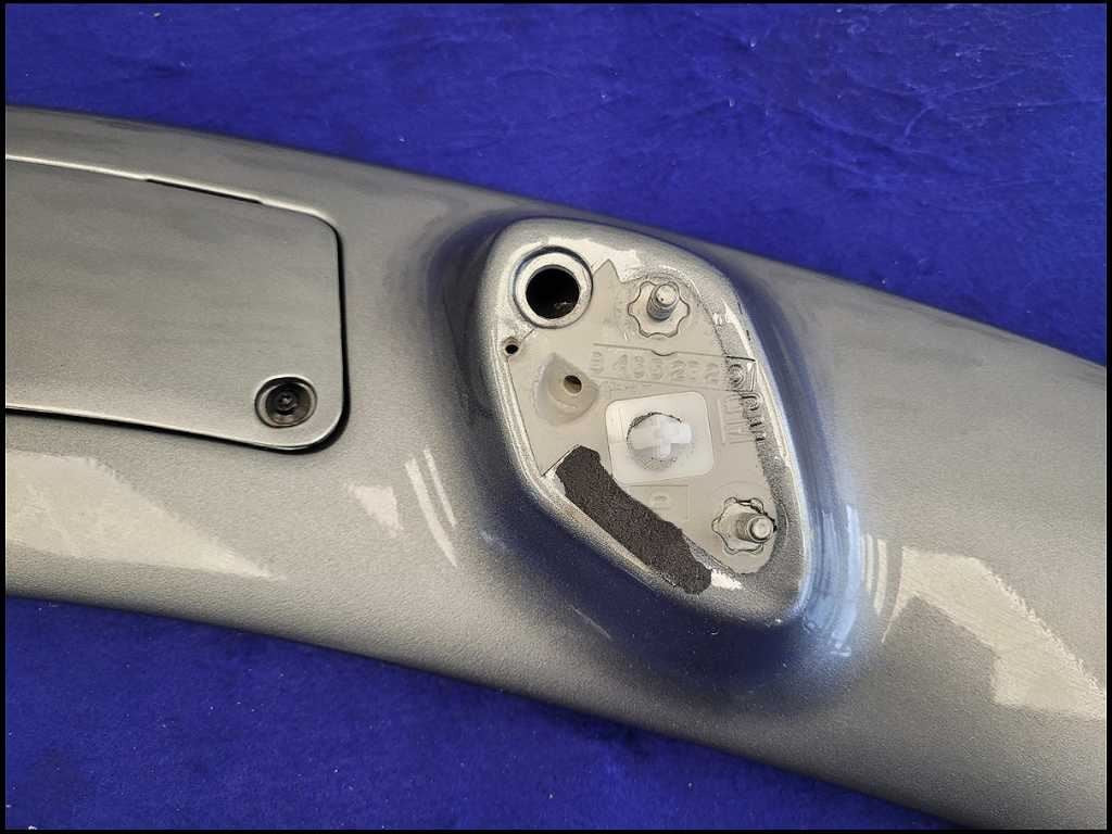 47643842