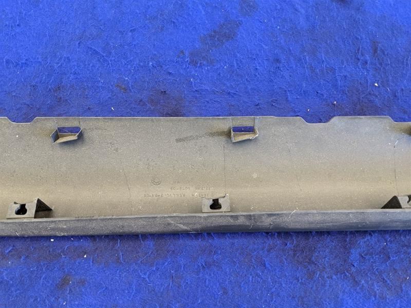 2005-2009 Ford Mustang GT Passenger Right RH Rocker Panel Moulding NEW TAKE OFF - The Parts Farm