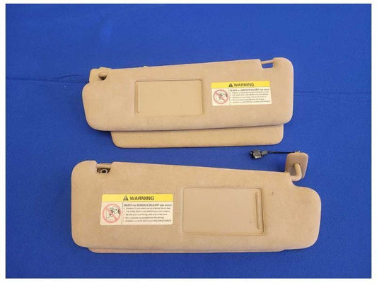 2004-2006 Porsche Cayenne Turbo 4.5L Pair Sun Visors Shade Mirror Tan 2137