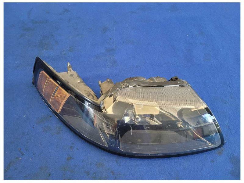 1999-2004 Ford Mustang GT Passenger RH Front Headlight Lamp Light 2589 - The Parts Farm