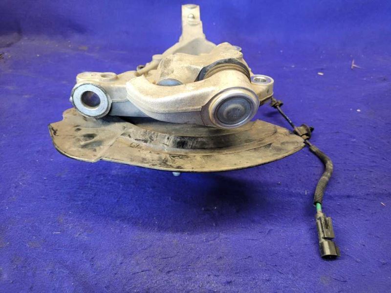 2016-2020 Cadillac CTS V 6.2 LT4 Sedan Front Passenger Right Spindle Knuckle - The Parts Farm