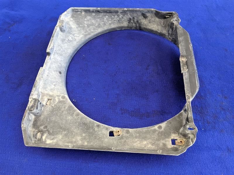 1987-1993 Ford Mustang GT 5.0L Convertible Cooling Fan Shroud Cool Engine - The Parts Farm