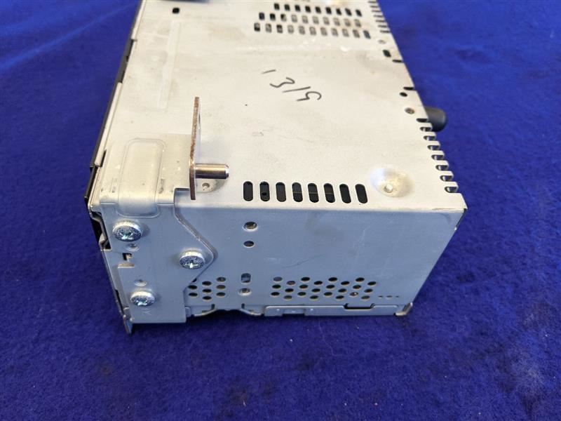2015-2017 Ford Mustang GT S550 Audio Radio Receiver AM FM CD FR3T-19C107-TE - The Parts Farm