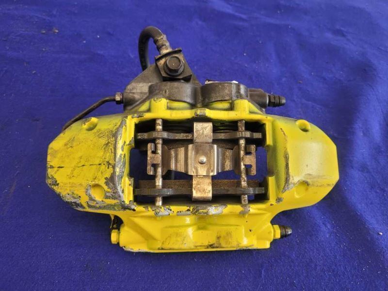 2015-2020 Ford Mustang Shelby GT350 5.2 Passenger Brembo Rear Caliper Brake 2217 - The Parts Farm