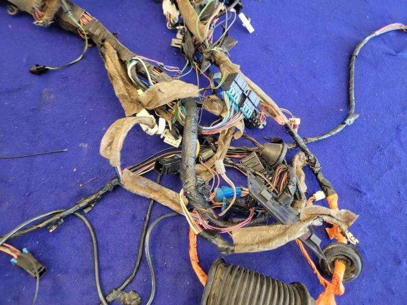 2004 Chevrolet Corvette Z06 FRC C5 Body Harness Wire Plug 2082 - The Parts Farm
