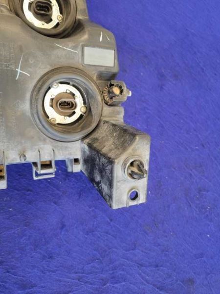 2006-2007 Dodge Charger SRT8 Sedan Front Passenger Right Headlight 2025 - The Parts Farm