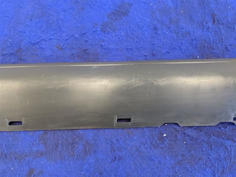 2005-2009 Ford Mustang GT Passenger Right RH Rocker Panel Moulding NEW TAKE OFF - The Parts Farm