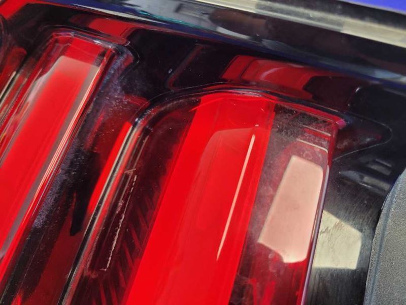 2015-2017 Ford Mustang GT S550 Driver Left LH Taillight Lamp Brake Cracked Top - The Parts Farm