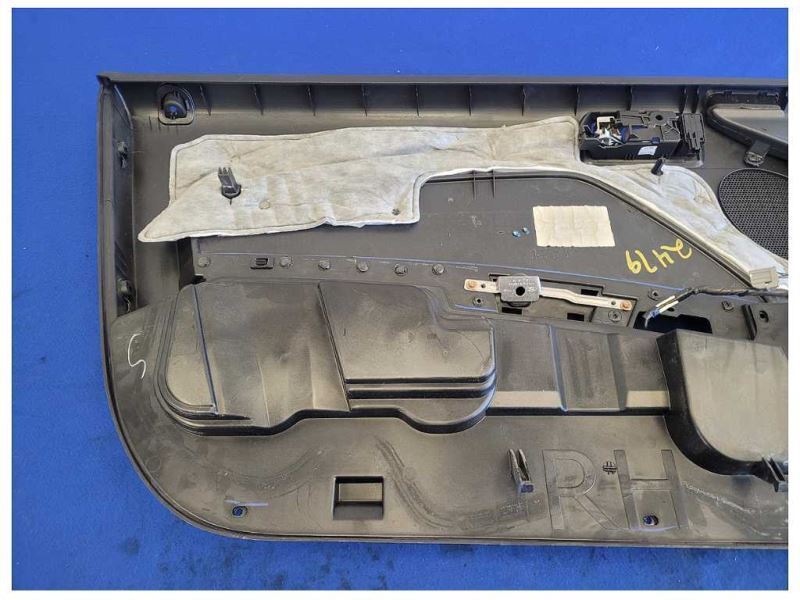 2011-2014 Ford Mustang GT Passenger RH Front Coupe Door Panel *Peeling* 2479 - The Parts Farm