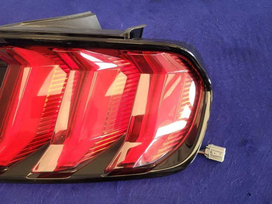 2018-2023 Ford Mustang GT S550 Passenger Right Tail Light Lamp Brake Lens 2393