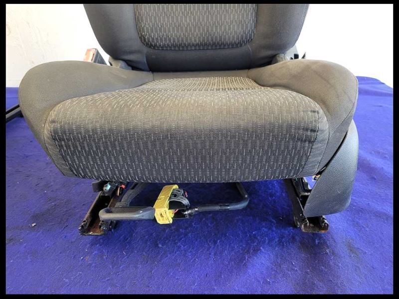 2014-2017 Chevrolet Caprice 6.0L Sedan Driver Passenger Cloth Front Seats - The Parts Farm