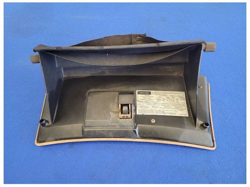 1994-1998 Ford Mustang GT 5.0L Glove Box Passenger Dash Front Tan 2521 - The Parts Farm