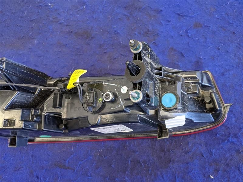 2016-2018 Chevrolet Camaro LS LT SS Driver Taillight Lamp Lens New Take Off - The Parts Farm