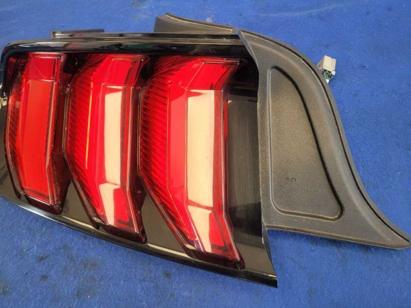2018-2023 Ford Mustang GT S550 Driver Left LH Taillight Lamp Brake Lens 2185 - The Parts Farm