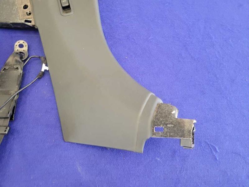 2014 Audi R8 V10 Plus Coupe Driver Left Seat Belt Retractor Cover 2136 - The Parts Farm