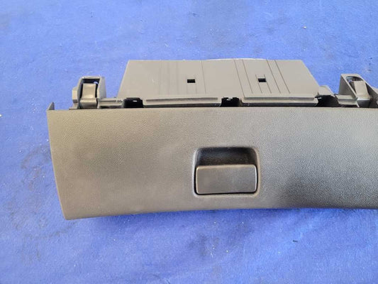 20142017 Chevrolet SS Sedan Passenger Glove Box Dash Board Trim 2818
