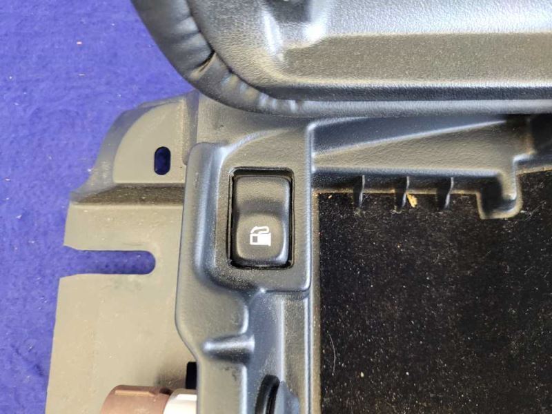 2000-2004 Chevrolet Corvette Z06 FRC C5 Center Console Arm Rest Lid 2052 - The Parts Farm