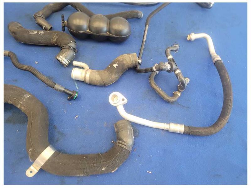 2014 Audi R8 V10 Coupe Assorted Hoses Pipes Rubber 2136 - The Parts Farm