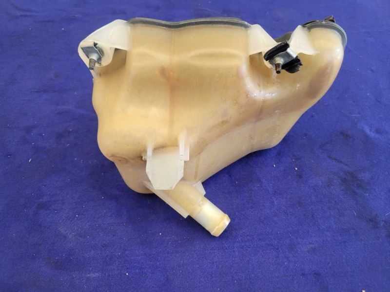 2007-2009 Ford Mustang Shelby GT500 Coolant Reservoir Radiator Engine 2410 - The Parts Farm