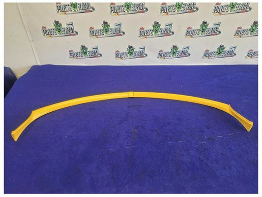 2003-2006 Chevrolet SSR Pickup Truck Lower Windshield Trim Yellow 2426