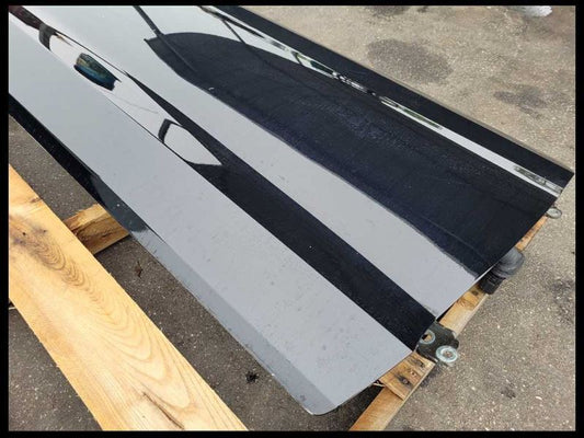 2015-2023 Ford Mustang GT S550 Passenger Front Door Coupe Shell Paint G1 1918