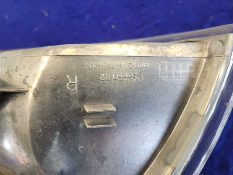 1996-1998 Ford Mustang Cobra GT Front Passenger Turn Signal Marker Light 2402 - The Parts Farm