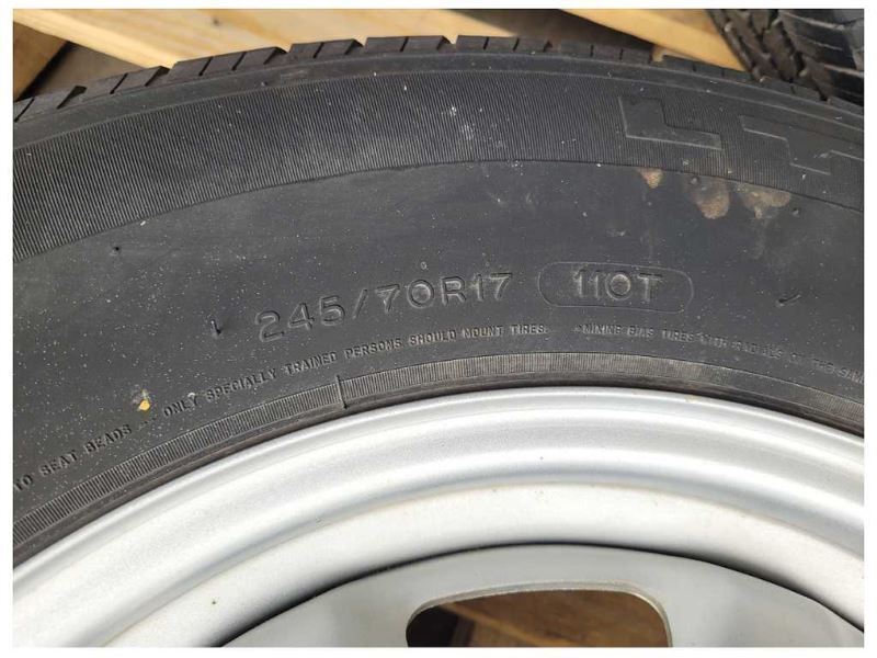 2015-2020 Ford F150 Pickup Truck Wheel 17x7.5 Steel 8 Holes Painted Spare 2358 - The Parts Farm
