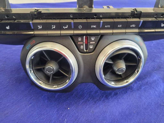 2016-2017 Chevrolet Camaro SS Temperature Control Dual Zone CJ2 84078980 2344
