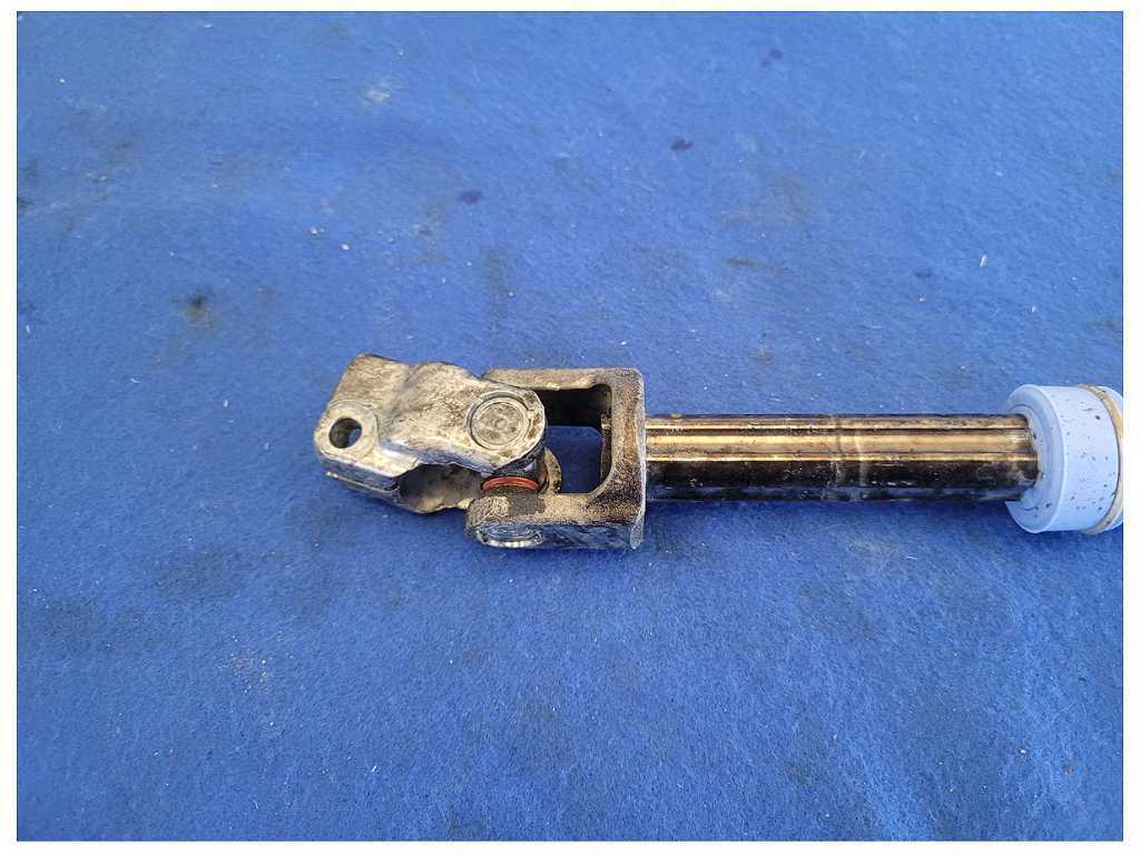 2015-2020 Ford F150 4x4 Pickup Truck Steering Shaft Mid Intermediate 2490 - The Parts Farm