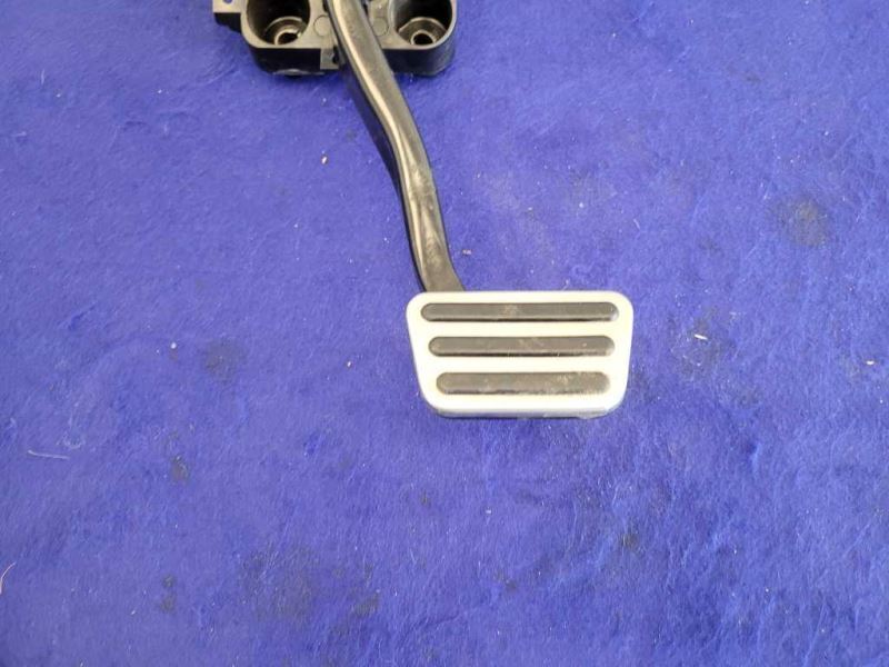 2020-2023 Ford Mustang Shelby GT500 5.2L Brake Pedal Assembly DCT 2382 - The Parts Farm