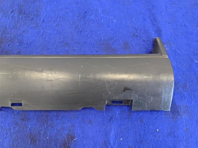 2005-2009 Ford Mustang GT Passenger Right RH Rocker Panel Moulding NEW TAKE OFF - The Parts Farm