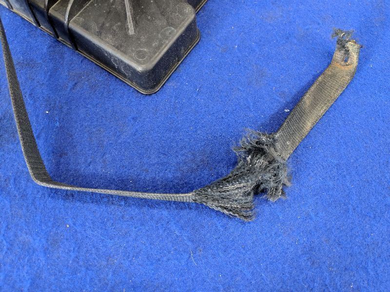 2011-2014 Ford Mustang GT 5.0L Battery Trap Strap Screw Bolt Plastic Hot Down - The Parts Farm