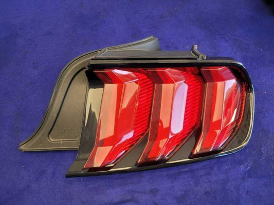 2018-2023 Ford Mustang GT S550 Passenger Rear Tail Light Lamp Brake 2391 - The Parts Farm