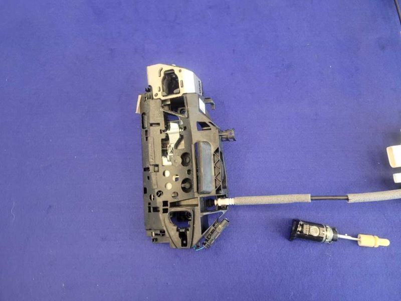 2017 Porsche 911 Turbo 991 Driver Coupe Inner Door Latch 2421 - The Parts Farm